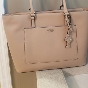 Guess Tote bag. Its brand new. Caramel color